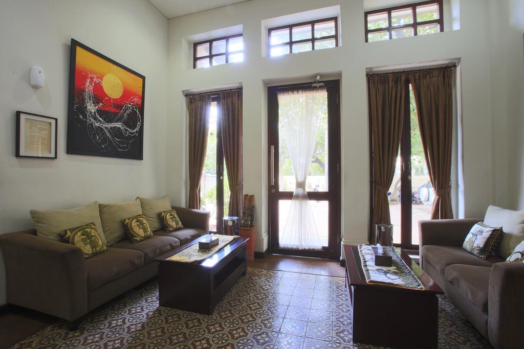 Reddoorz @ Menteng Yakarta Exterior foto